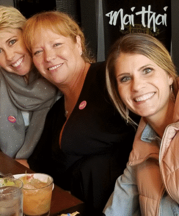 Cheers-from-Guests-on-Indulge-Boise-Historic-Downtown-Tour-750x422